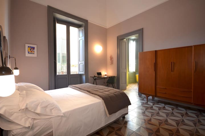 Charming house with terrace -Lecce historic center gallery image 2