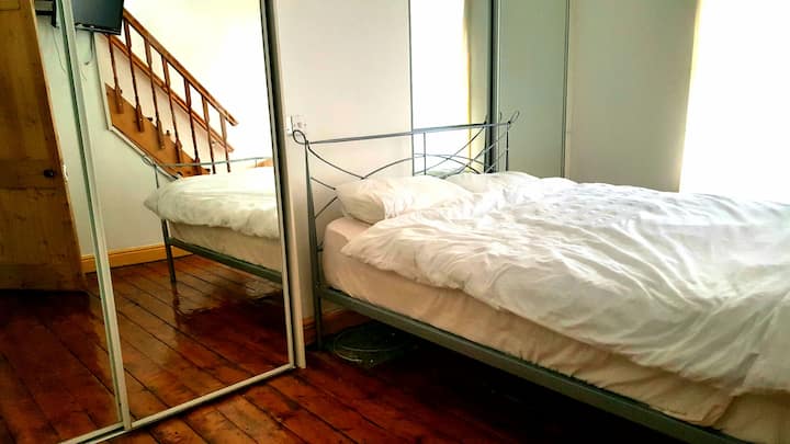 Chumba kikuu cha kulala