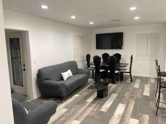 Beautiful 4 bedroom 2 bathroom house.