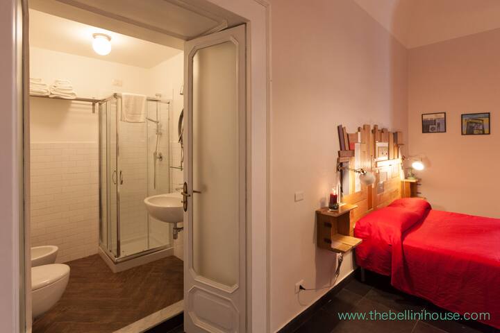 The Bellini House by House In Naples – Room 2 gallery image 5