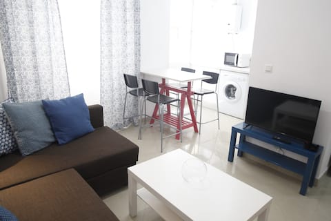 FANTASTIC FURNISHED FLAT NEAR THE BEACH!