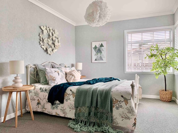 საძინებელი 4