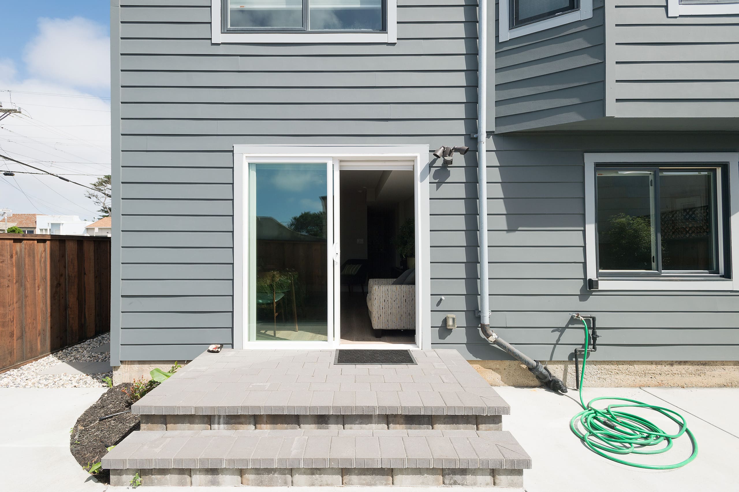 Clean & Private Family Guest Suite near the Beach - Image 21