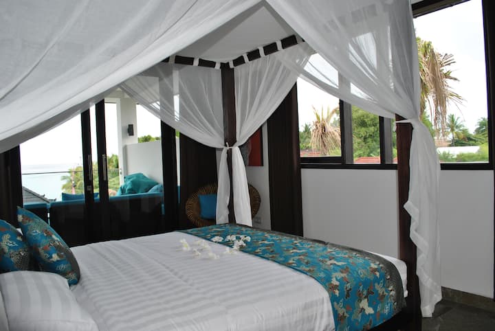 四间卧室中的一间