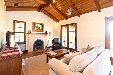 Popular Airbnb listing: Quiet Romantic Montecito GuestHouse in Montecito