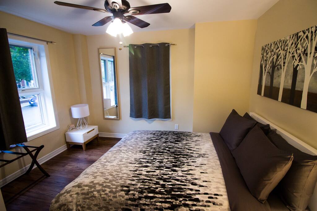 Second bedroom