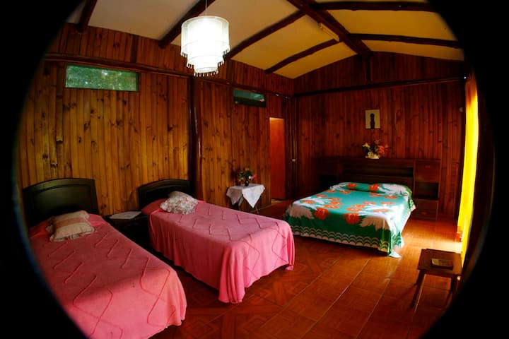 Residencial Tahai Bed & Breakfast
