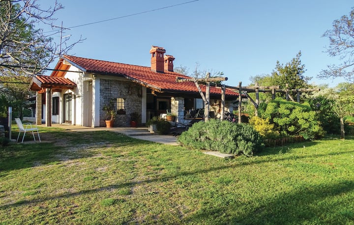 Amazing vacation home in the Karst