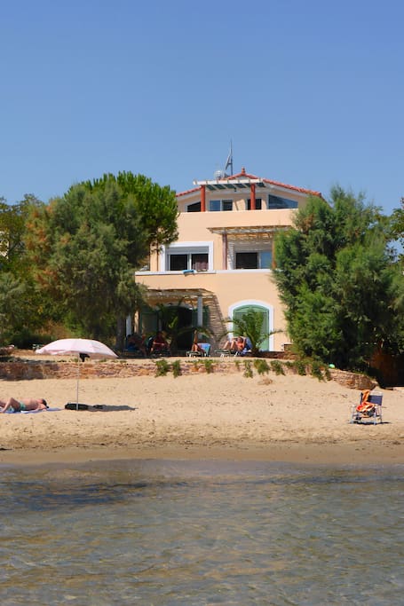 The villa built right onto the golden sandy beach of Karfas