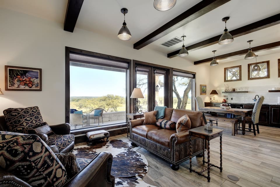 Romantic Hill Country Texas Vacation Rentals for Couples - 