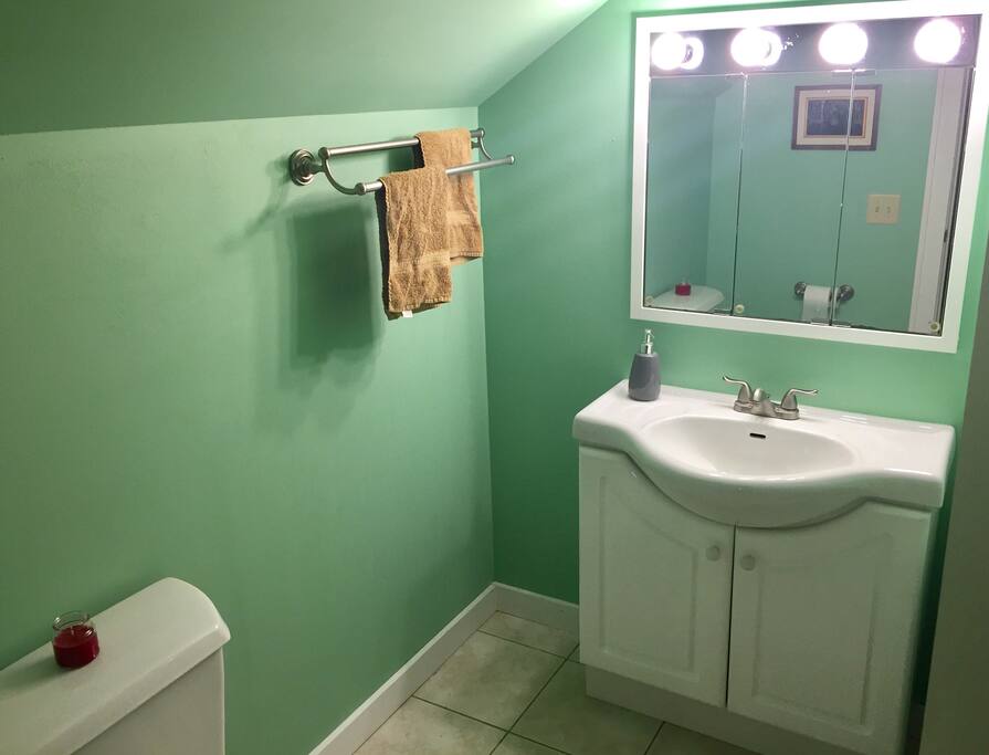 Upstairs bathroom