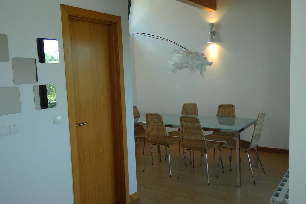 COMEDOR CON TERRAZA