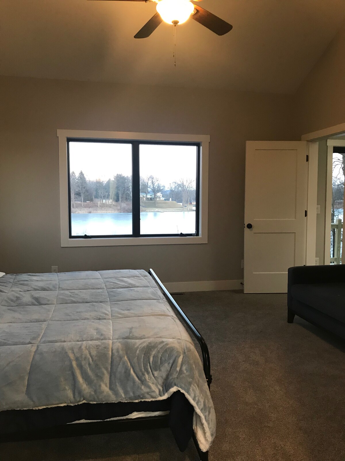 נוף מחדר השינה הראשי