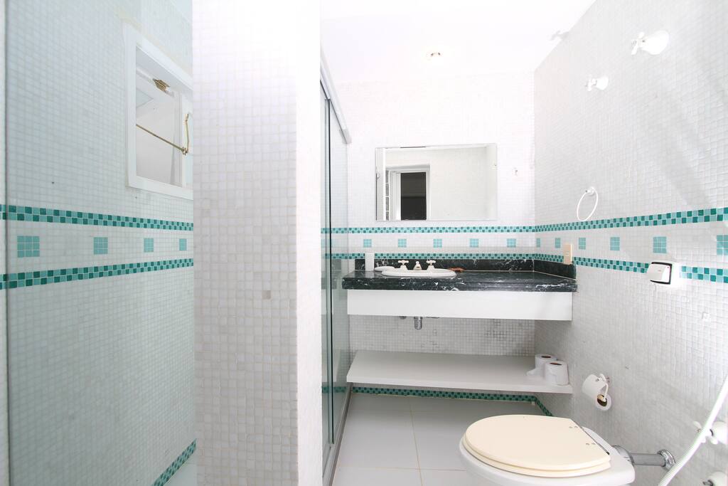 Banheiro quarto superior
