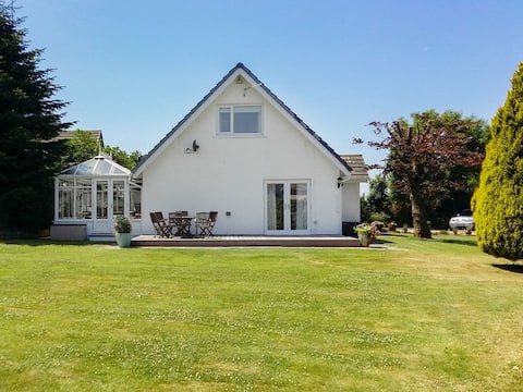 Large Detached House in Beautiful Pembrokeshire