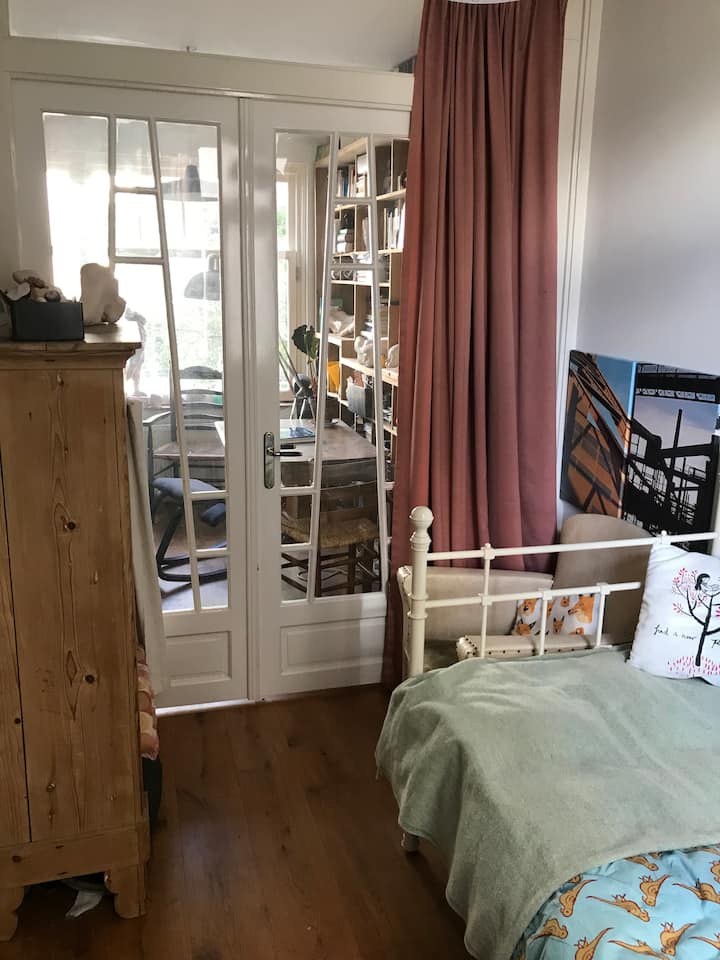 Casa Vrolik, Amsterdam, Oosterparkbuurt Bnb 1pp