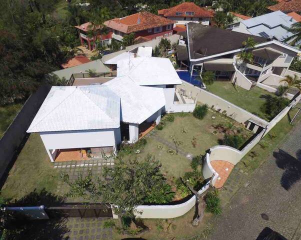 Mansão Temporada 6 quartos – Barra da Tijuca gallery image 4