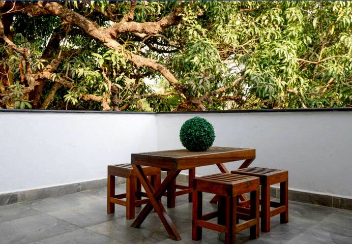 Luxurious 1 BHK - Sleeps 4