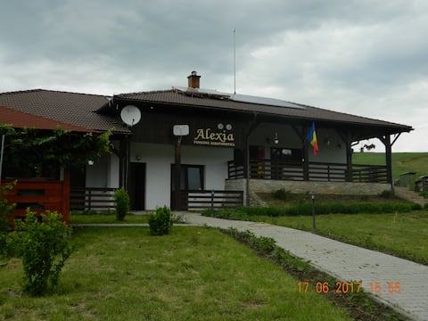 Farmhouse Alexia