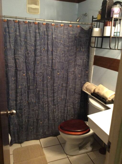Main Bathroom
