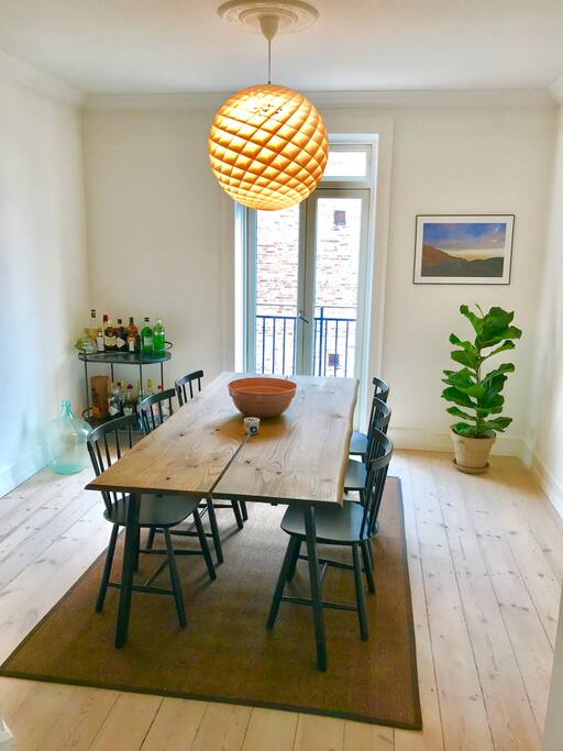 Dining room with balcony
