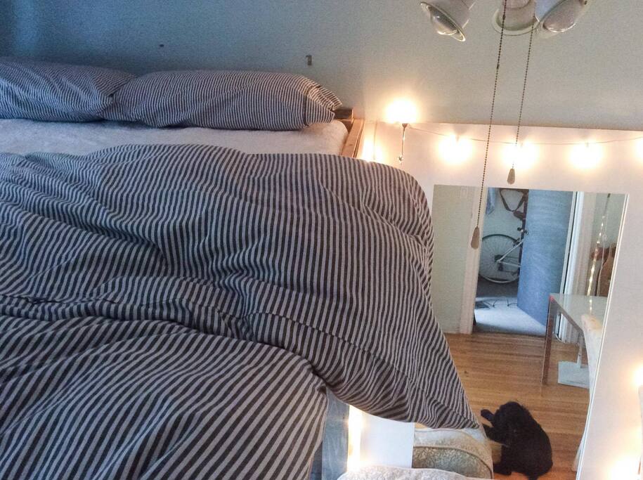 bunk bed (my room, if you are 2 person I could give you my room since it<s a queen bed :) )
