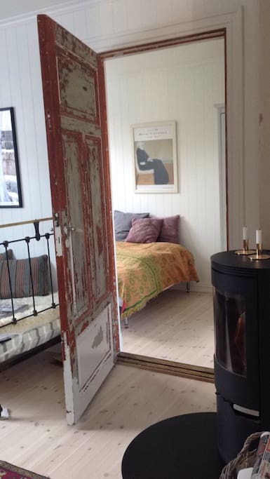 fireplace / looking into bedroom