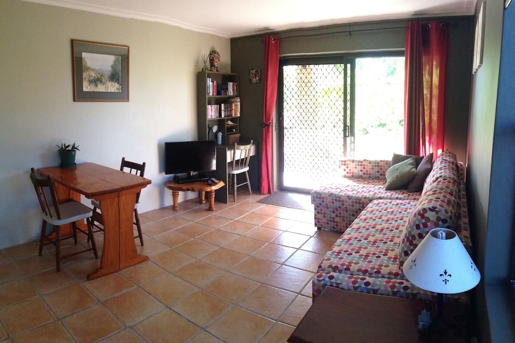 Lounge area with TV/DVD and study desk