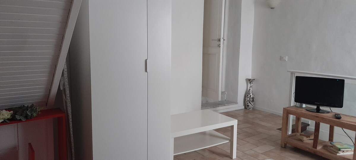 Top performing Airbnb: The Dragonfly in Camaiore