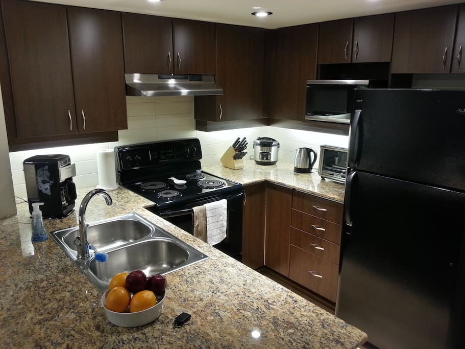 All new higher-end appliances. Granite countertops. Microwave.