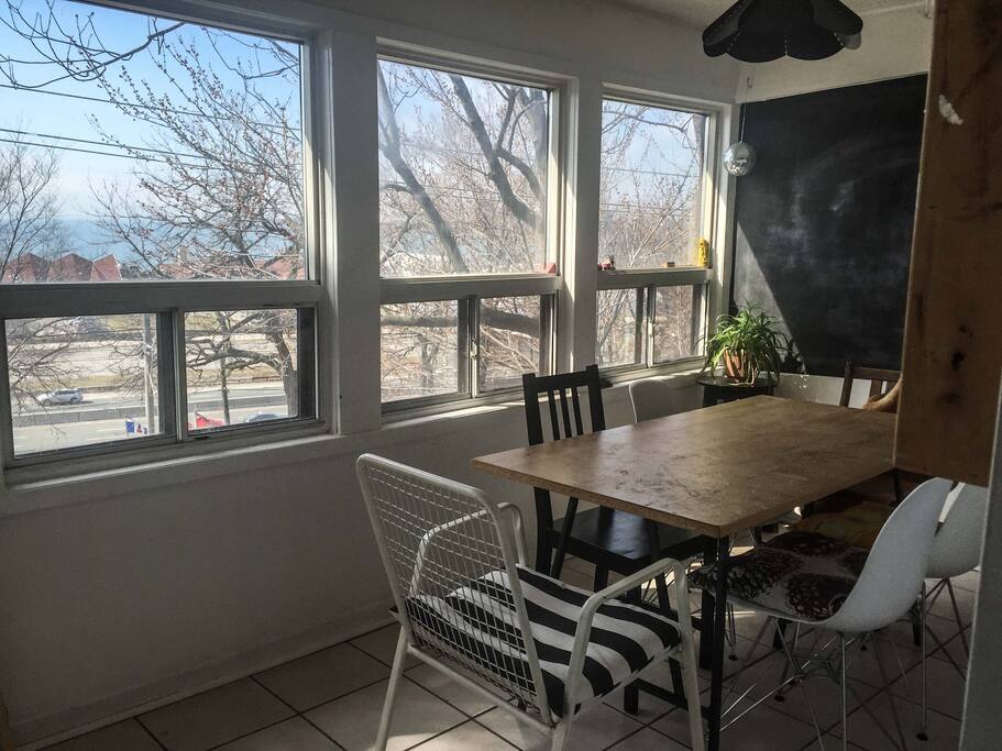 Kitchen/Dining area