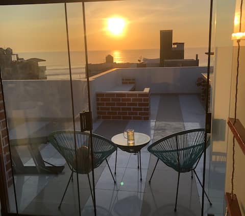 Duplex/Roof Terrace/ Ocean View/ Home Office