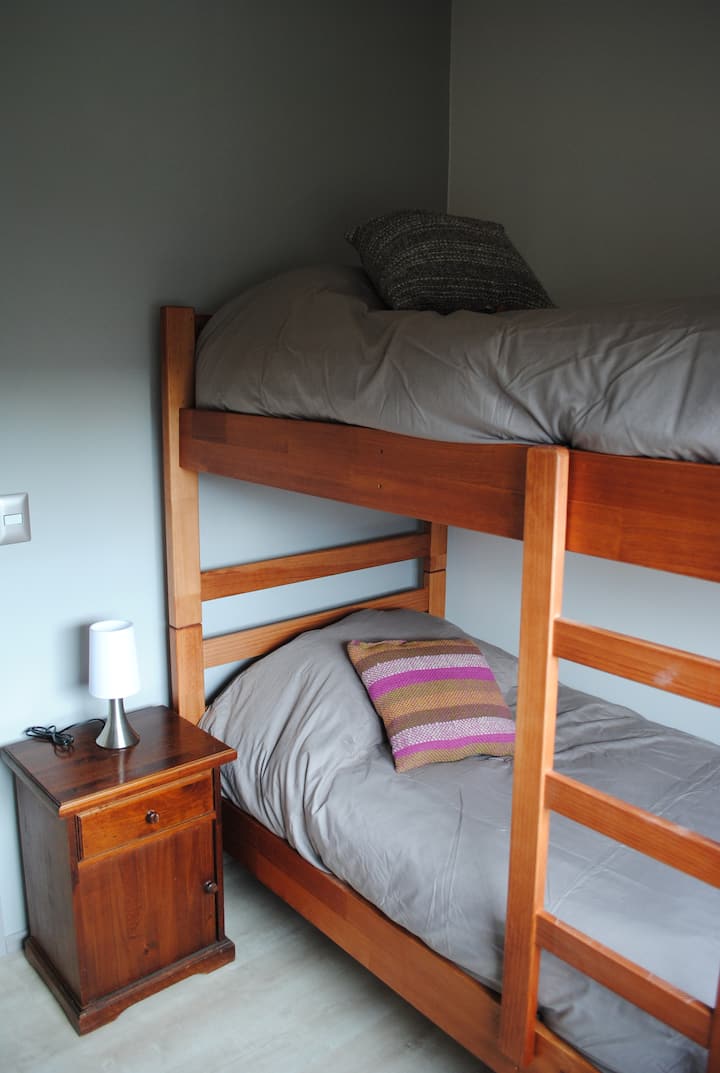 საძინებელი 4