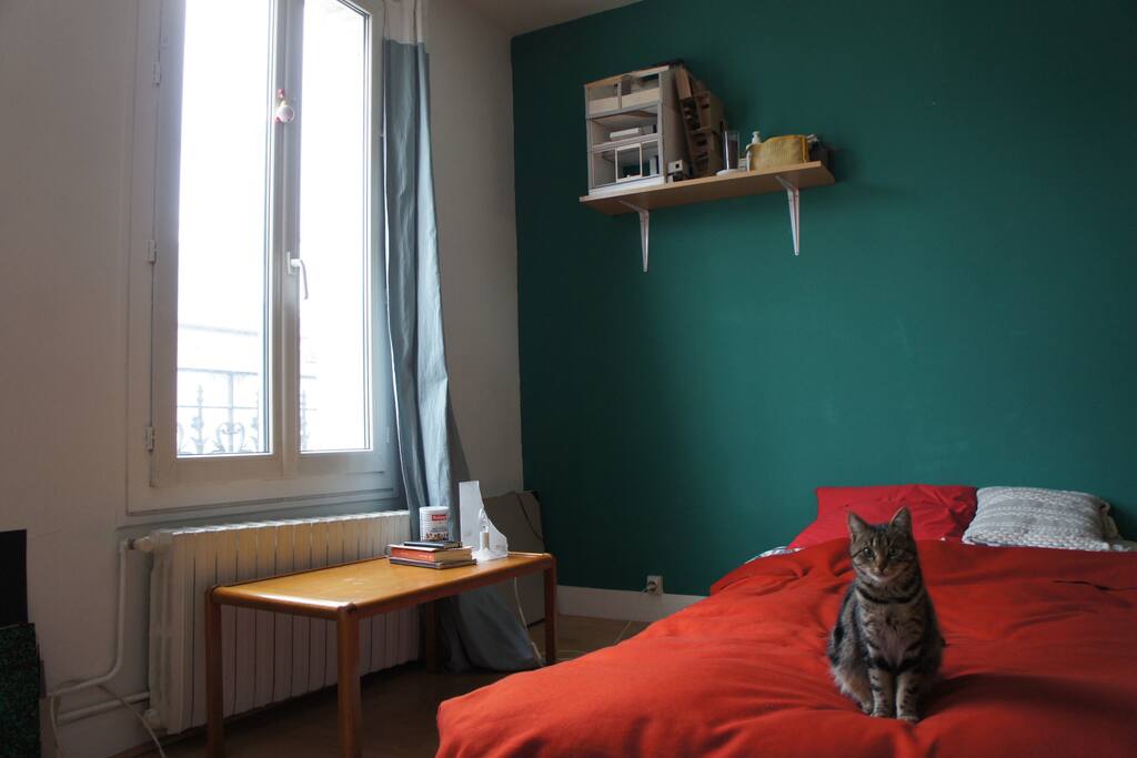 Mimi prend la pose