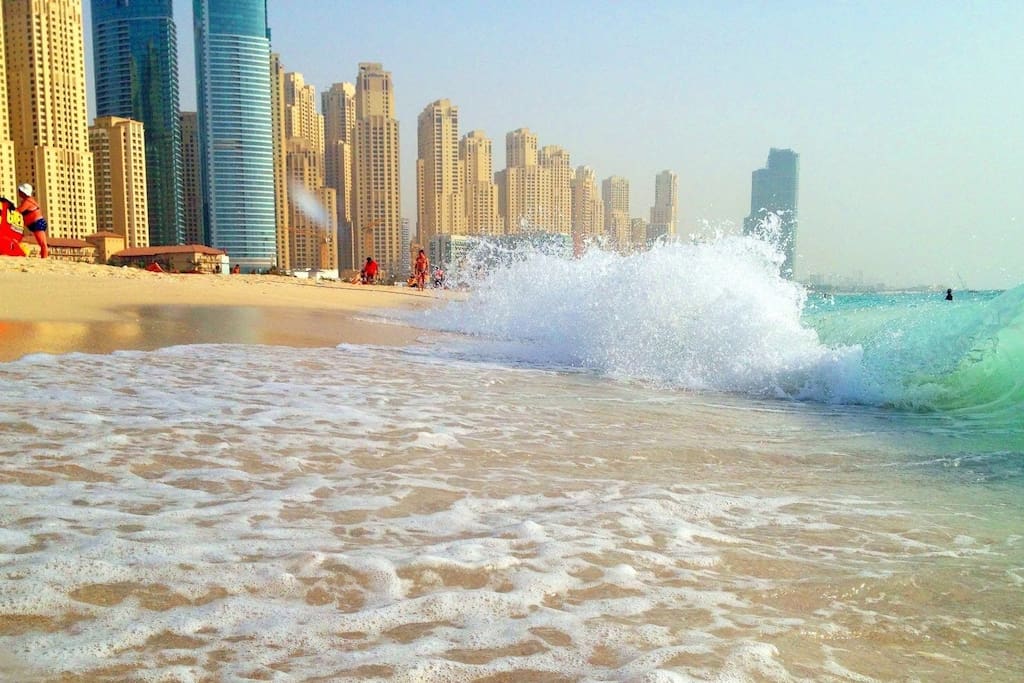 JBR Beach (7 Minutes By Walk)