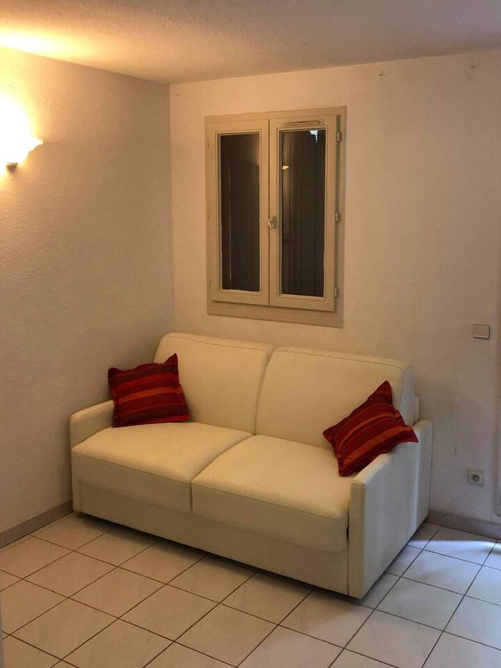 Studio A Grimaud 10 Min De Saint Tropez Et Cogolin - Cogolin