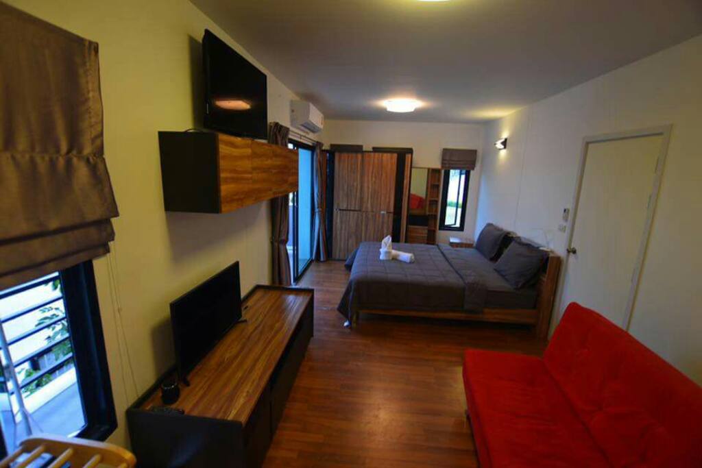 5 bed room