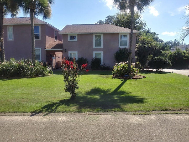 Rental unit in Navarre · ★4.98 · 1 bedroom · 1 bed · 1 bath