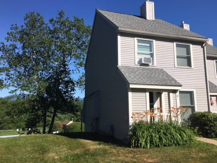 Hidden Gem Stowe Townhouse Townhouses for Rent in Stowe, Vermont