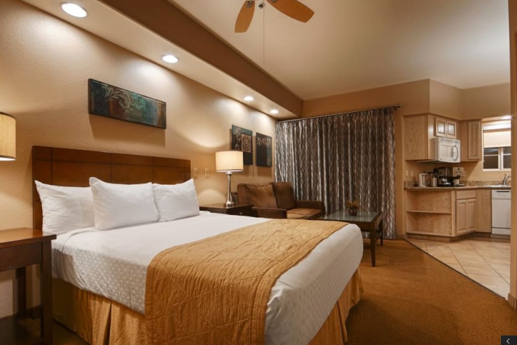 We have Year Round Heated Pools & Hot Tubs, Tennis Courts, 24 Hour Fitness, Yoga, Basketball Courts, One Bedroom (Two and Three Bedroom) Villas and are located minutes from the Westin Keirland & Keirland Mall (PF Changs, Golf, etc.) Jim Gioiosa