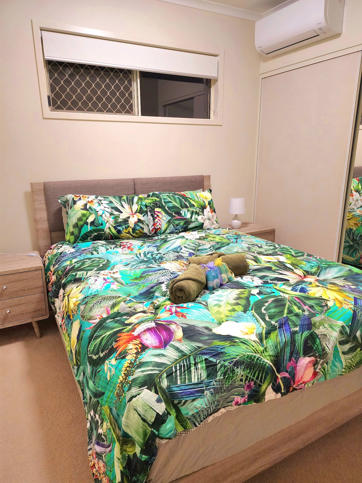 2つ目のクイーンサイズベッドルーム