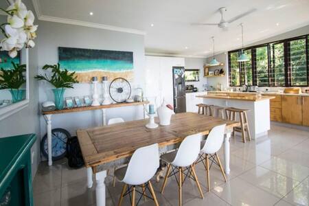 Fig Tree  Beach Holiday House