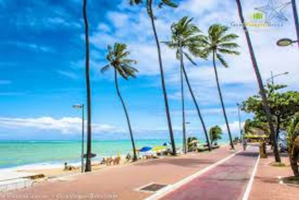 Calçadão praia de Jatiúca