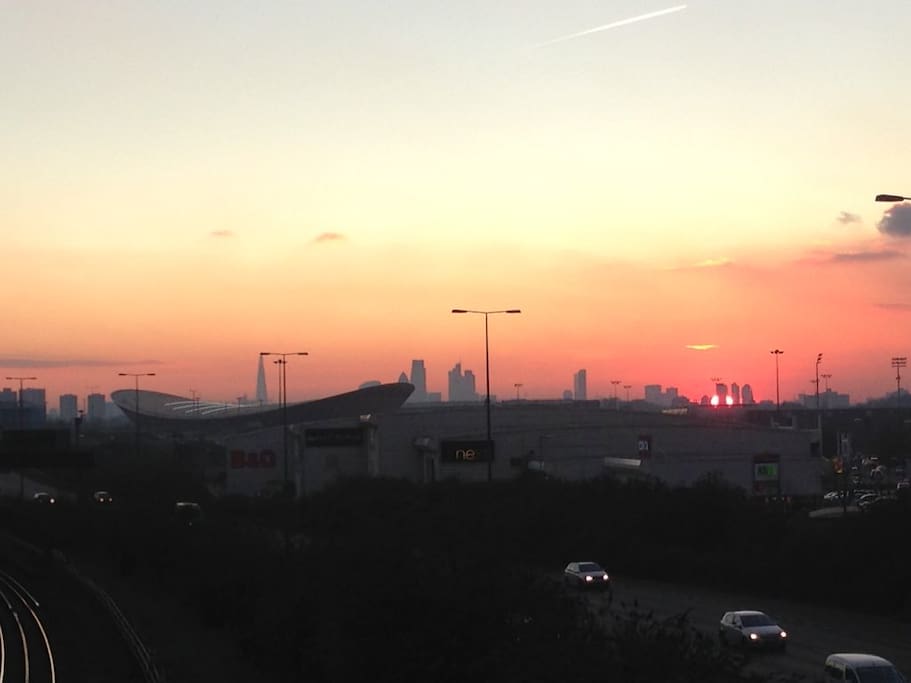 Sunset from Leyton station, pic taken by me 20 January 2016. Velodrome, Copperbox, Olympic Stadium, Orbit Tower all about twenty mins walk away or one stop on the tube.