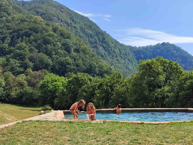 La Cabanya de la Freixeneda gallery image 4