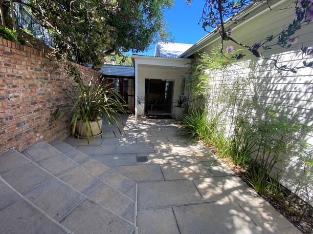 Bakoven Oasis of Peace & Tranquility gallery image 3