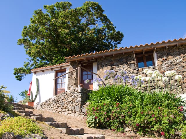 Land Ferienhaus Los Castaños