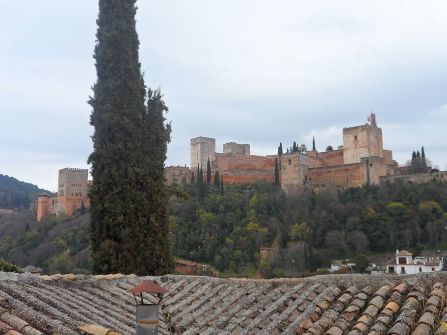 La Alhambra desde la escalera