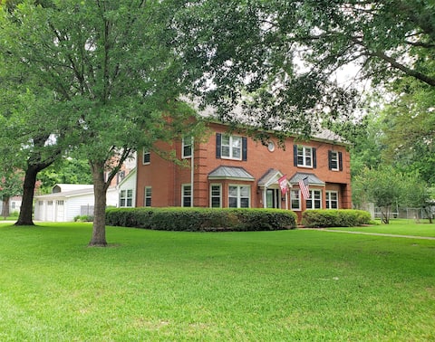Apartment Longview Historic Mobberly Place
