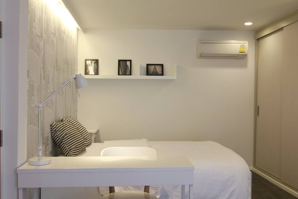 Queeb size bed